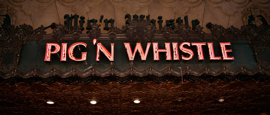 Sign 940